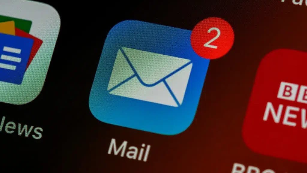 10 Advantages and Disadvantages Of Email Marketing